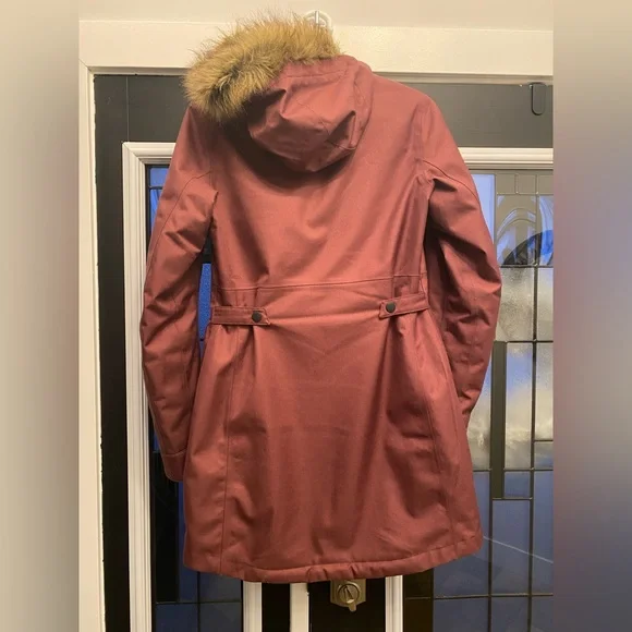 Women’s Ripzone Winter Jacket - Picture 2 of 3